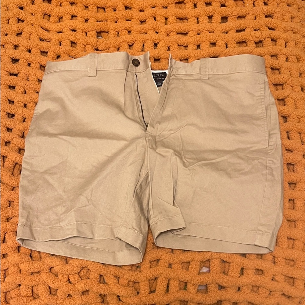 J. Crew Men's khaki Flat Front Shorts